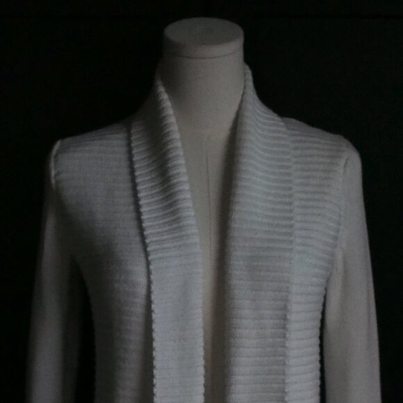 Banana Republic | Cotton, Ribbed, Open Shawl Collar Cardigan in Ivory - Picture 3 of 6